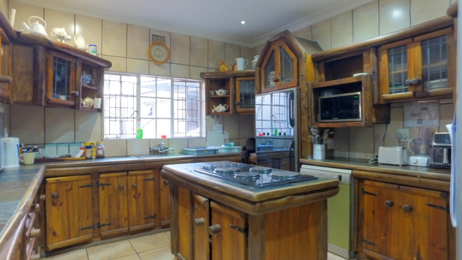4 Bedroom Property for Sale in Bodorp North West